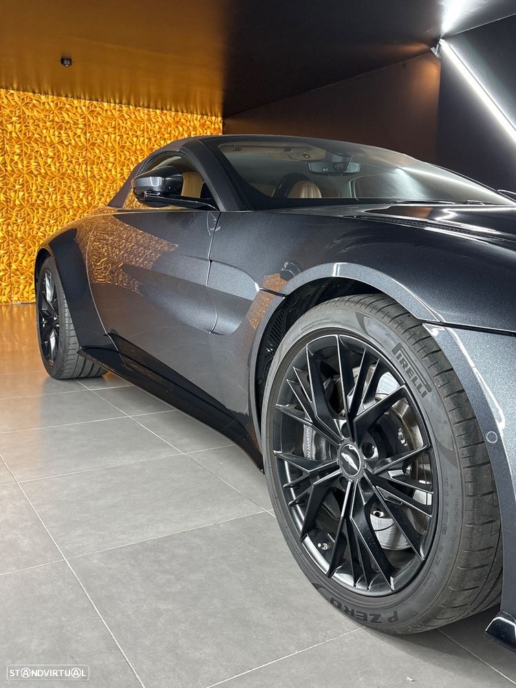 Aston Martin Vantage Roadster V8 - 6