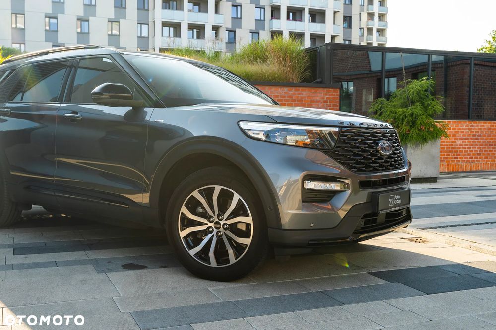 Ford Explorer 3.0 EcoBoost PHEV 4WD ST-Line - 33
