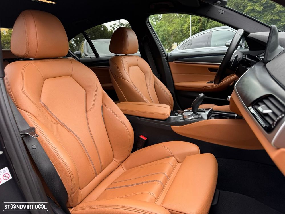 BMW 530 e Pack M - 20