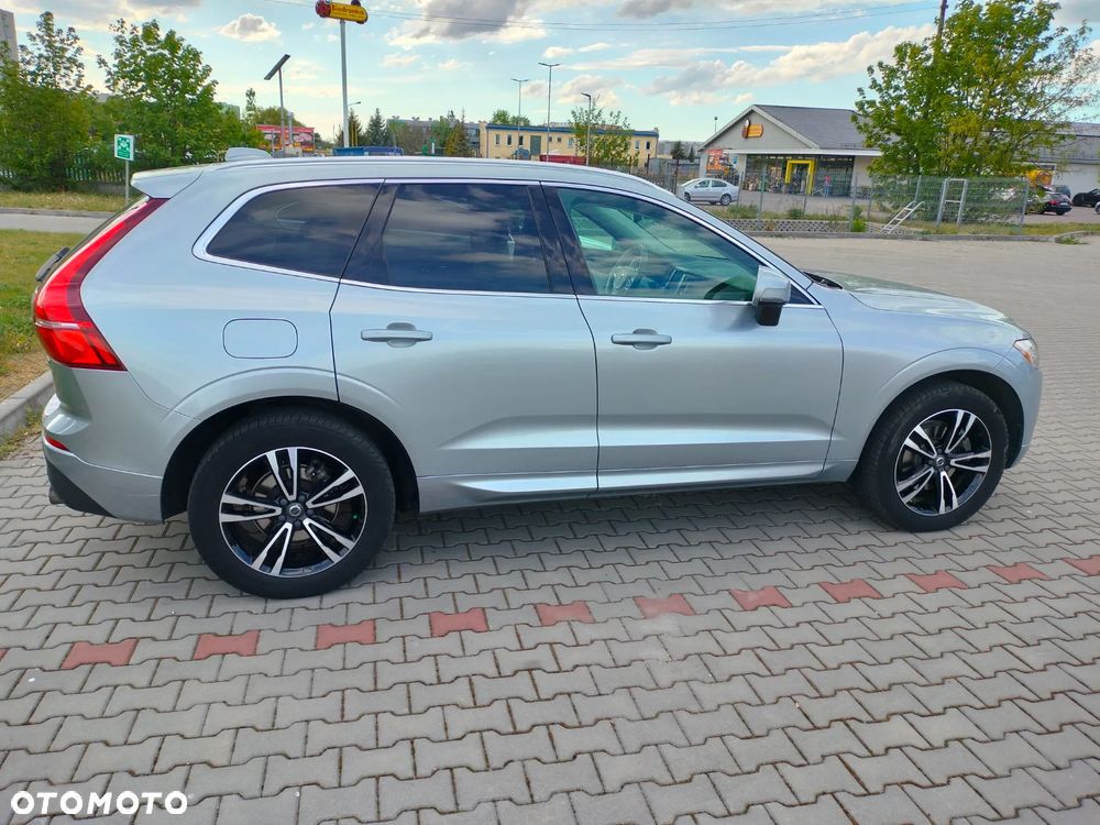 Volvo XC 60 T5 AWD Momentum - 6