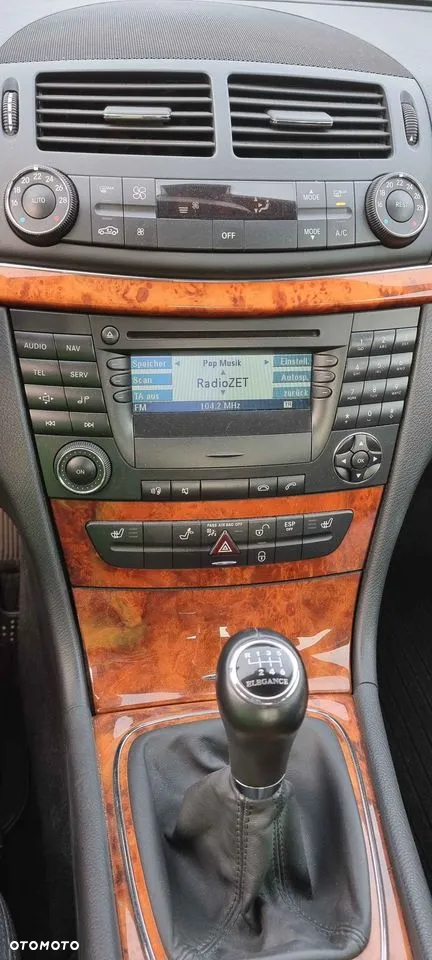 Mercedes-Benz Klasa E 200 Kompressor Elegance - 23