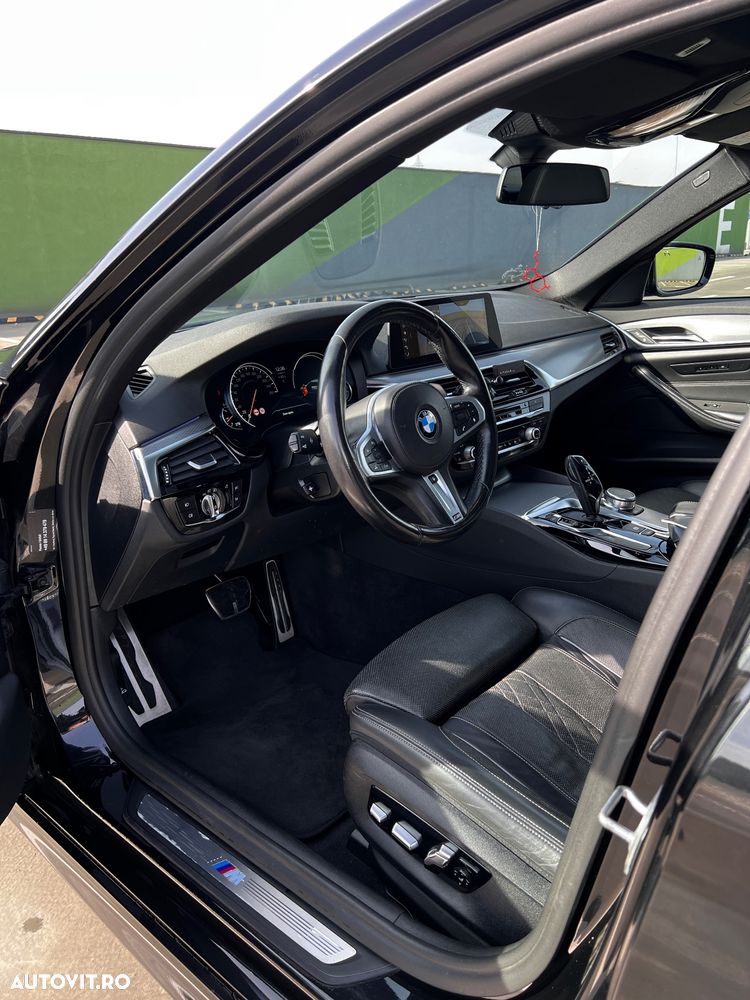 BMW Seria 5 520d Touring Aut. M Sport Edition - 17