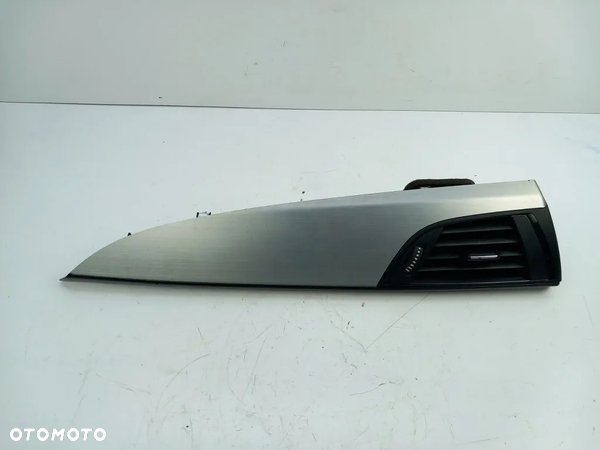 Osłona Dekor Aluminium Listwa Konsoli Kratka Nawiewu BMW 1 F20 2012r 9226063 Europa