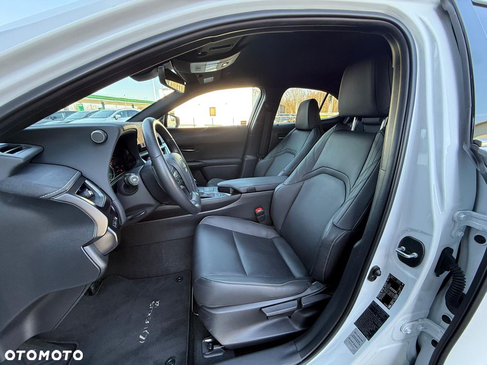 Lexus UX 250h GPF F Sport Design AWD - 9