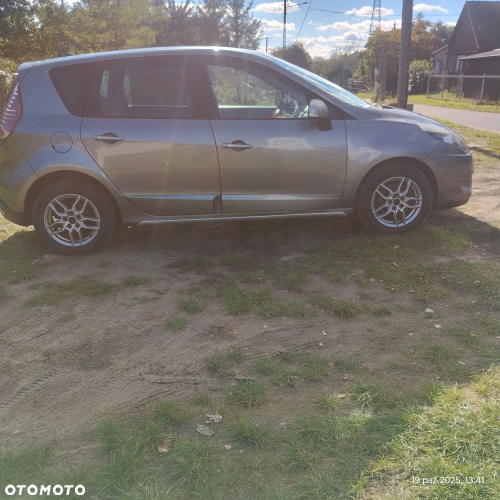 Renault Scenic - 12