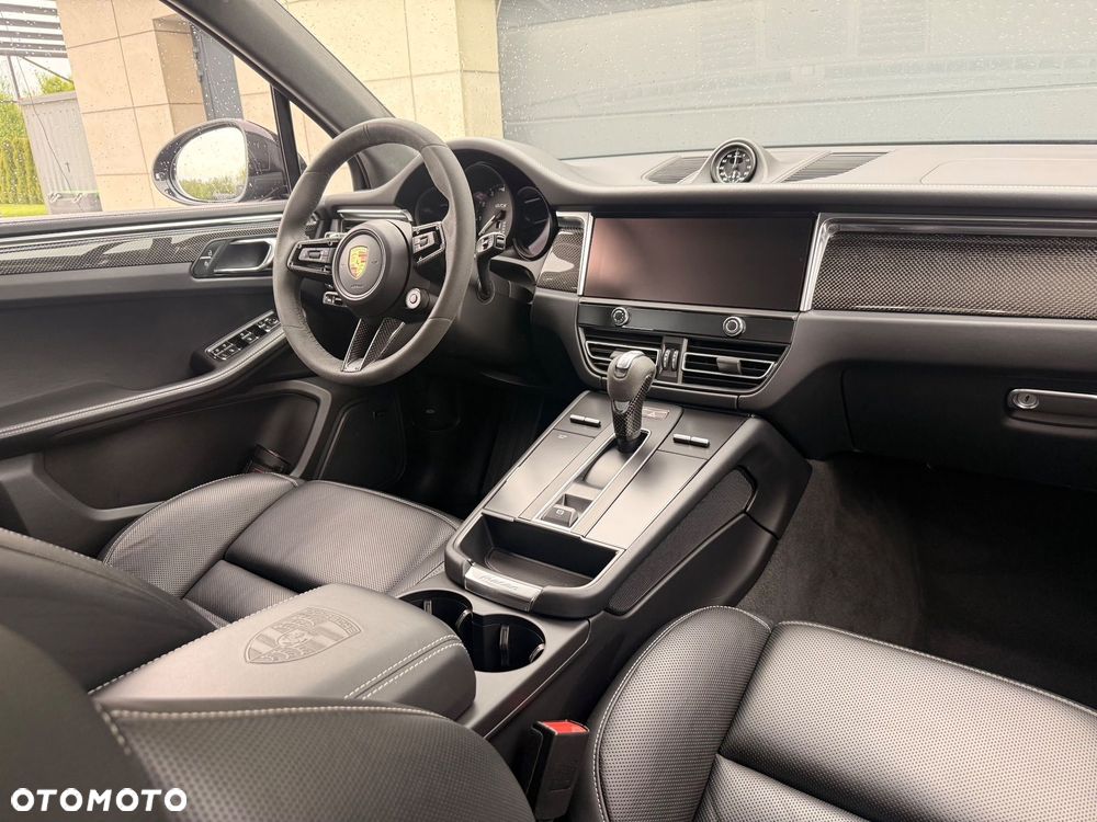 Porsche Macan - 10