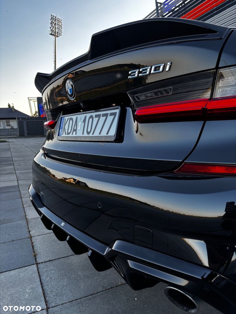 BMW Seria 3 330i xDrive M Sport sport - 19