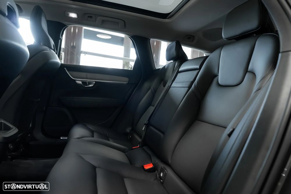 Volvo V90 Cross Country B5 B AWD Geartronic Pro - 9