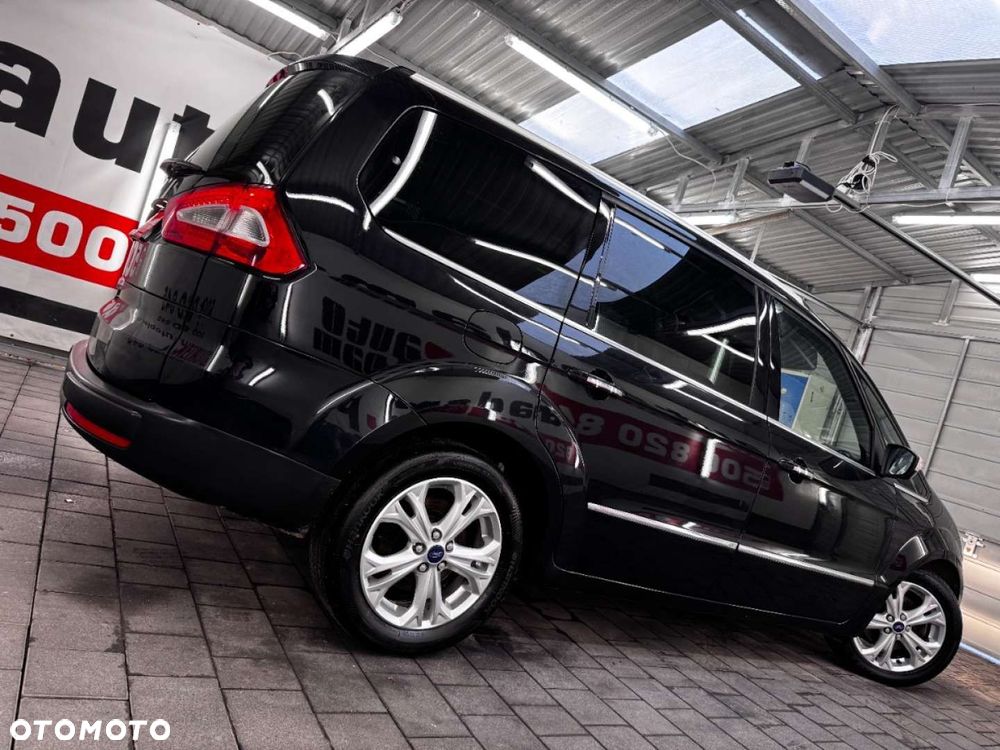 Ford Galaxy - 16
