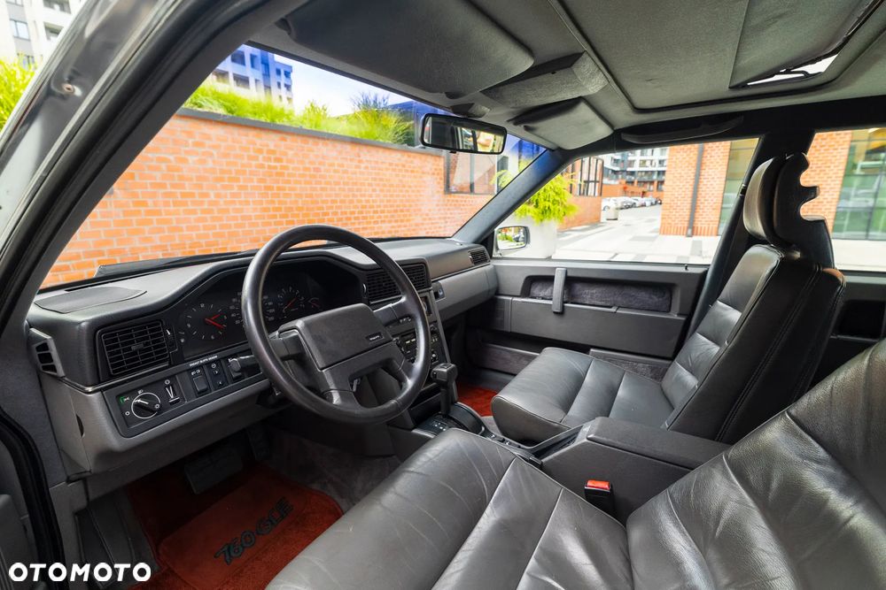 Volvo Seria 700 - 16