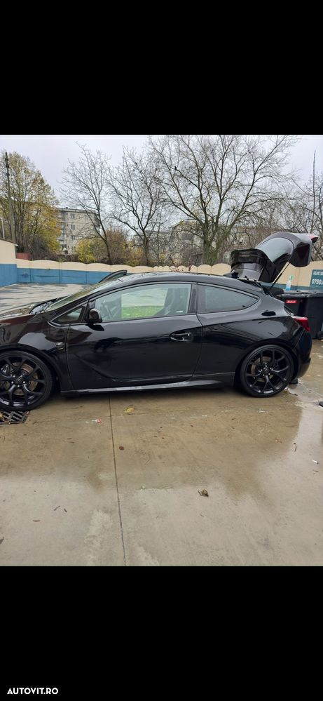 Opel Astra GTC 2.0 Turbo Ecotec Start/Stop OPC - 4