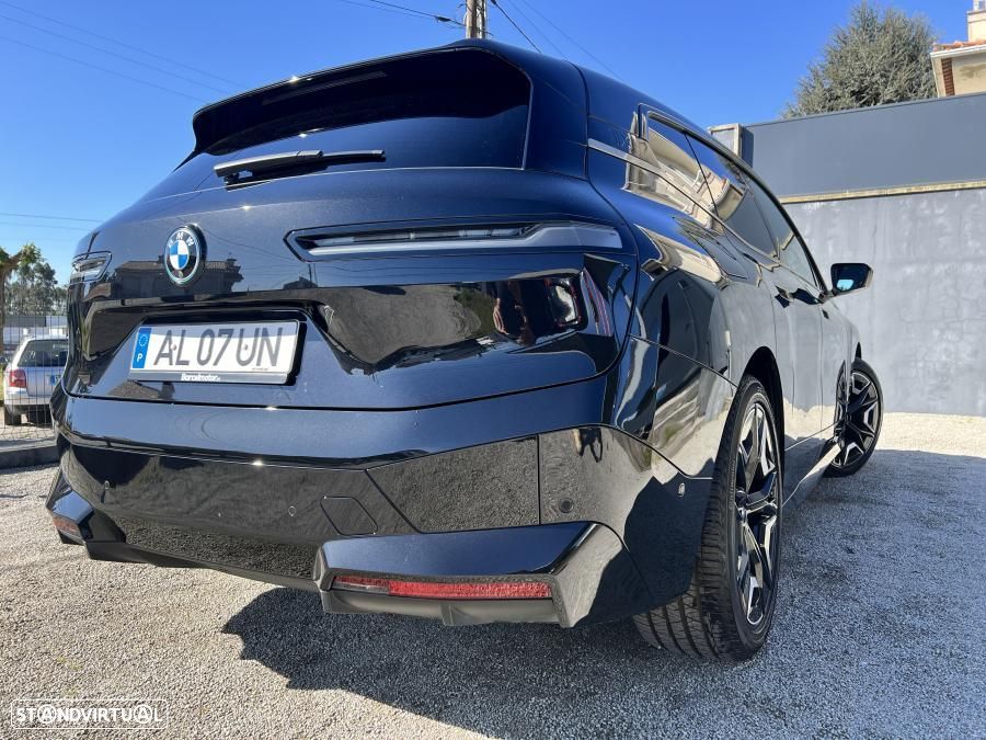 BMW iX xDrive 40 Pack Desportivo - 10