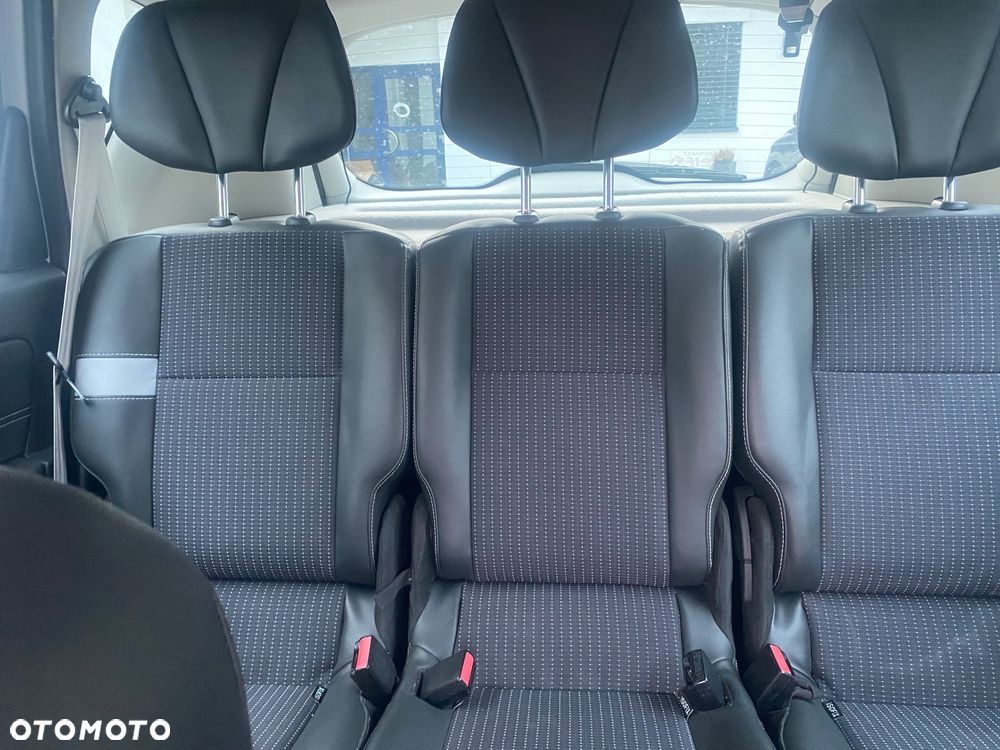 Renault Scenic ENERGY TCe 130 BOSE EDITION - 27