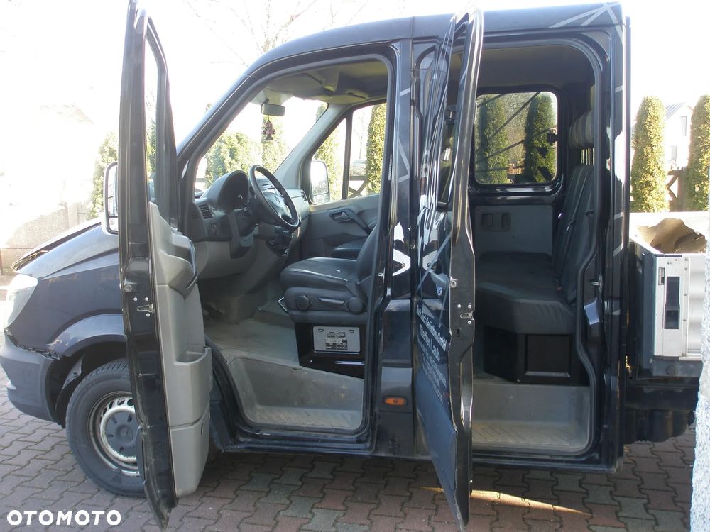 Mercedes-Benz Sprinter - 37