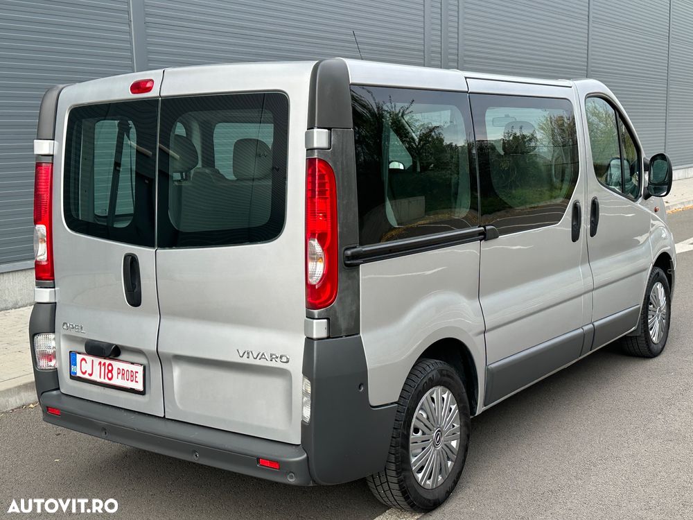 Opel Vivaro - 17