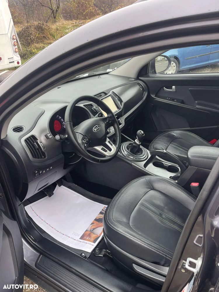 Kia Sportage 1.7 CRDI 2WD Spirit - 8