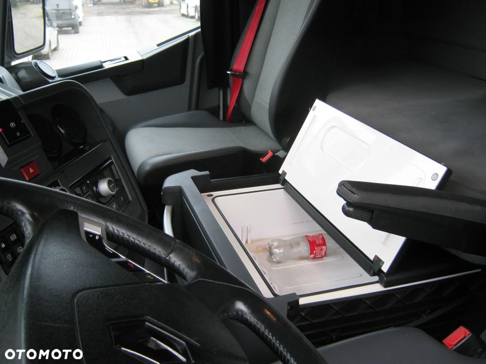 Renault T-460 SPROWADZONE - 10