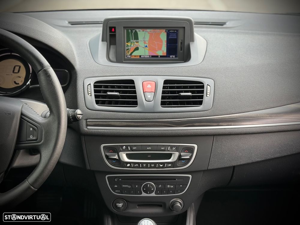 Renault Mégane 1.5 dCi Dynamique S - 15