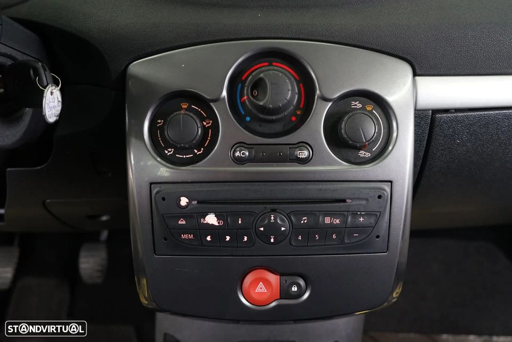 Renault Clio 1.5 dCi Business - 21