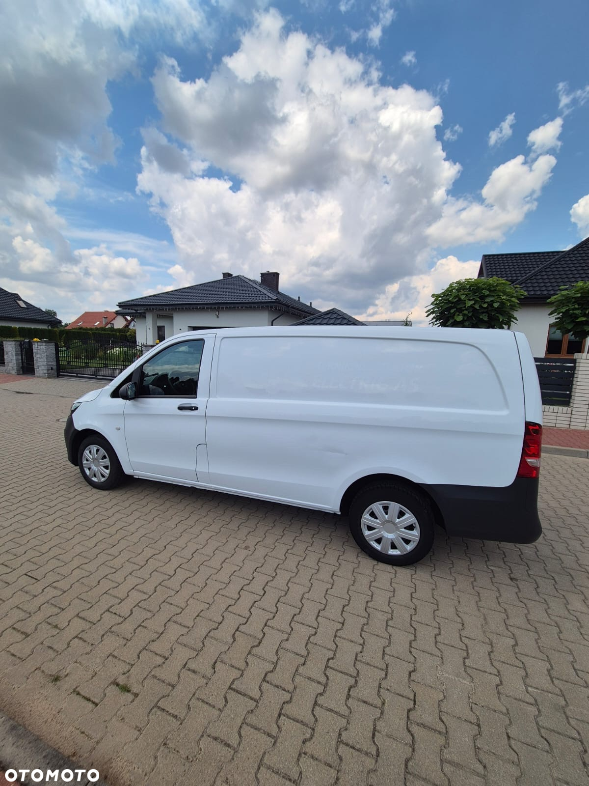 Mercedes-Benz Vito 2017r Long Klima Super stan - 9