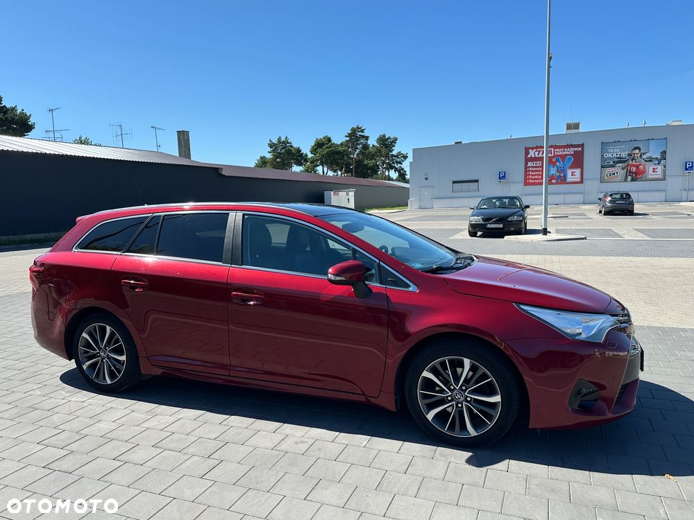 Toyota Avensis 2.0 Prestige MS - 11