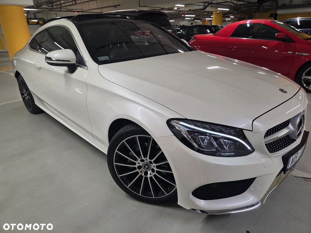 Mercedes-Benz Klasa C 200 4-Matic 9G-TRONIC - 36