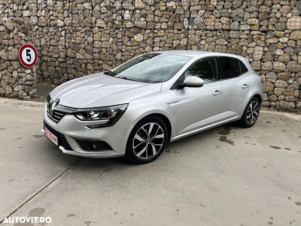 Renault Megane ENERGY dCi 110 Start & Stop Bose Edition - 17