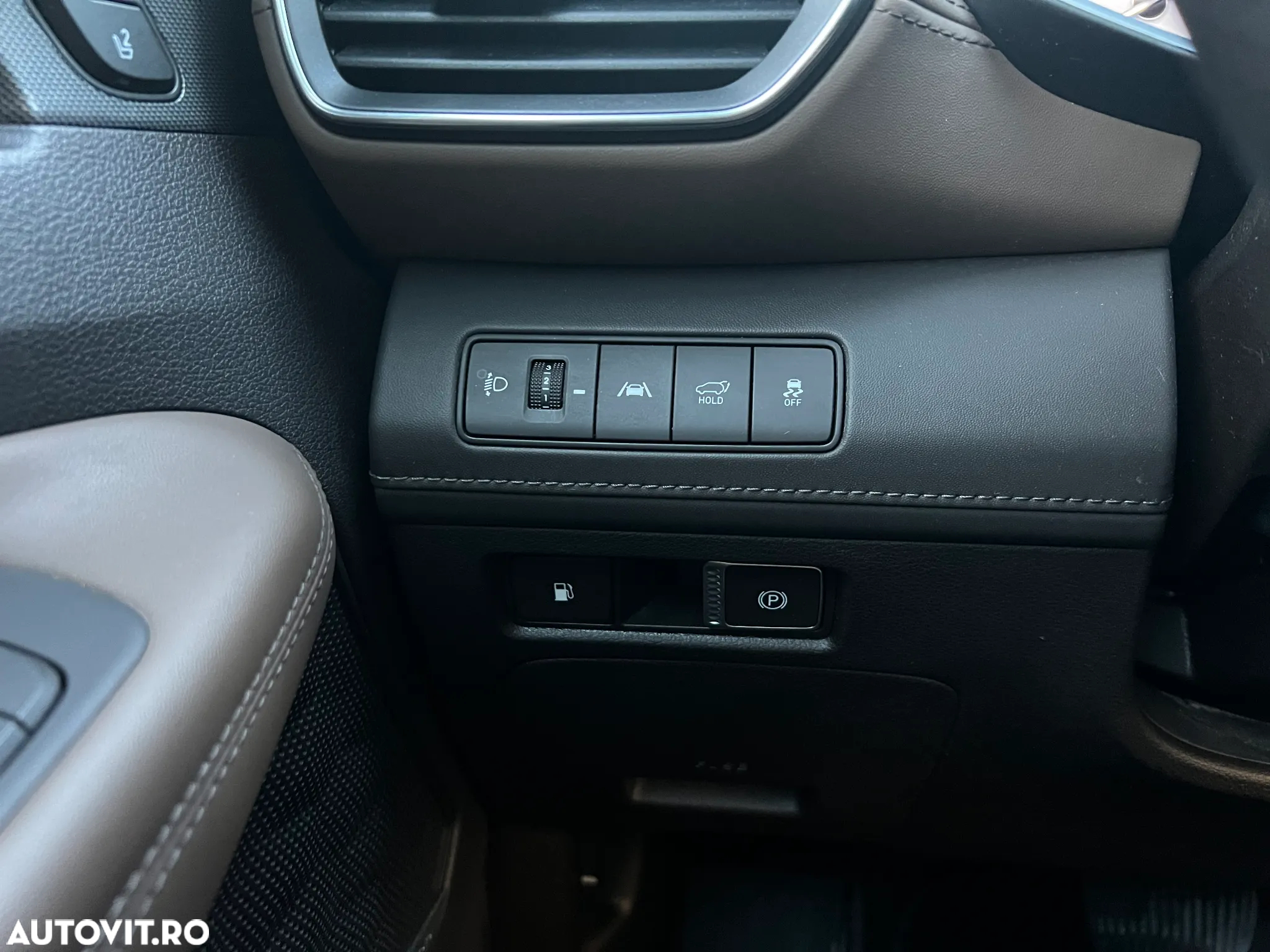 Hyundai Santa Fe Plug-in Hybrid 1.6 l 265 CP 4WD 6AT Luxury - 19