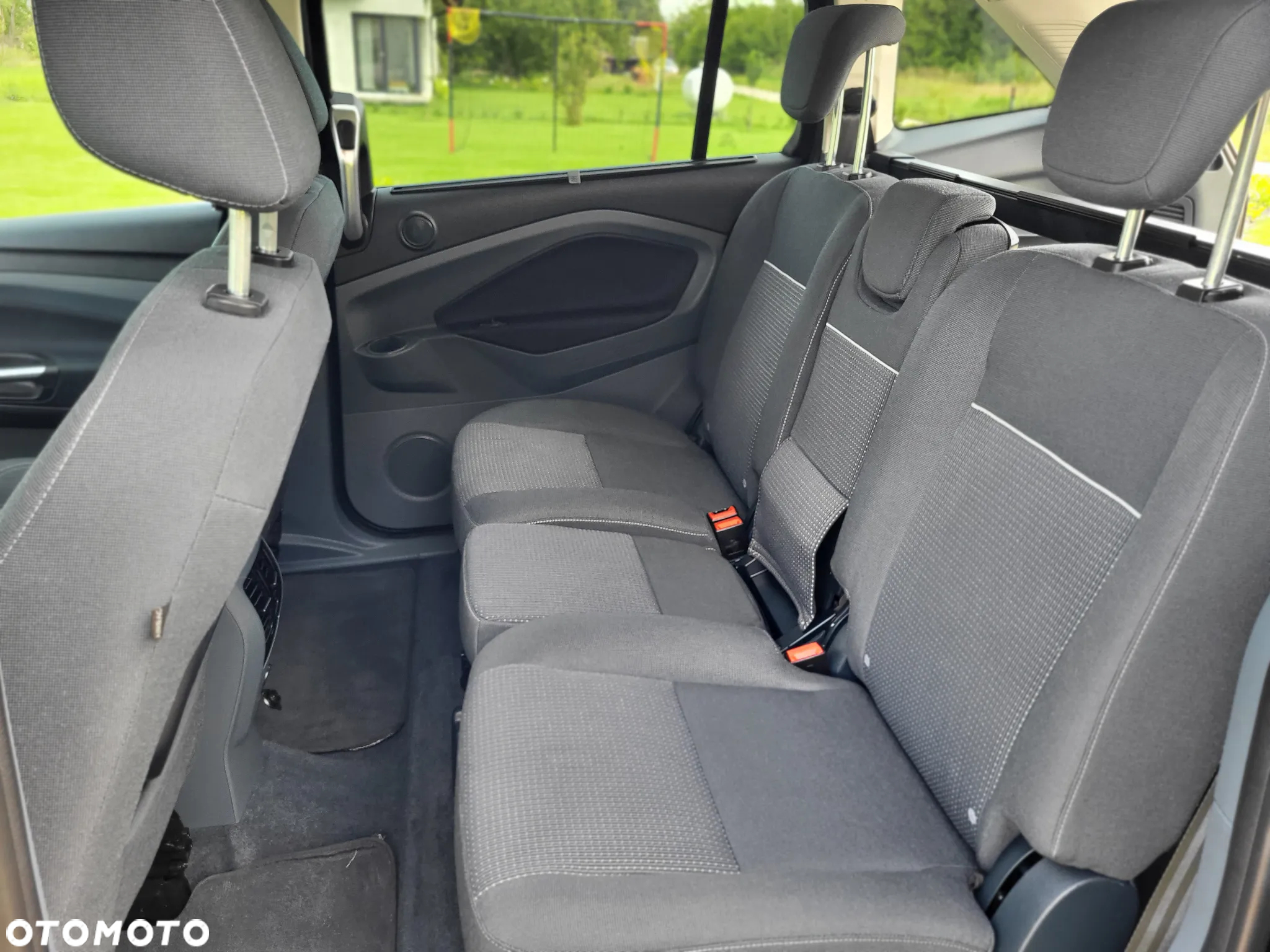 Ford Grand C-MAX 1.0 EcoBoost Start-Stopp-System SYNC Edition - 17