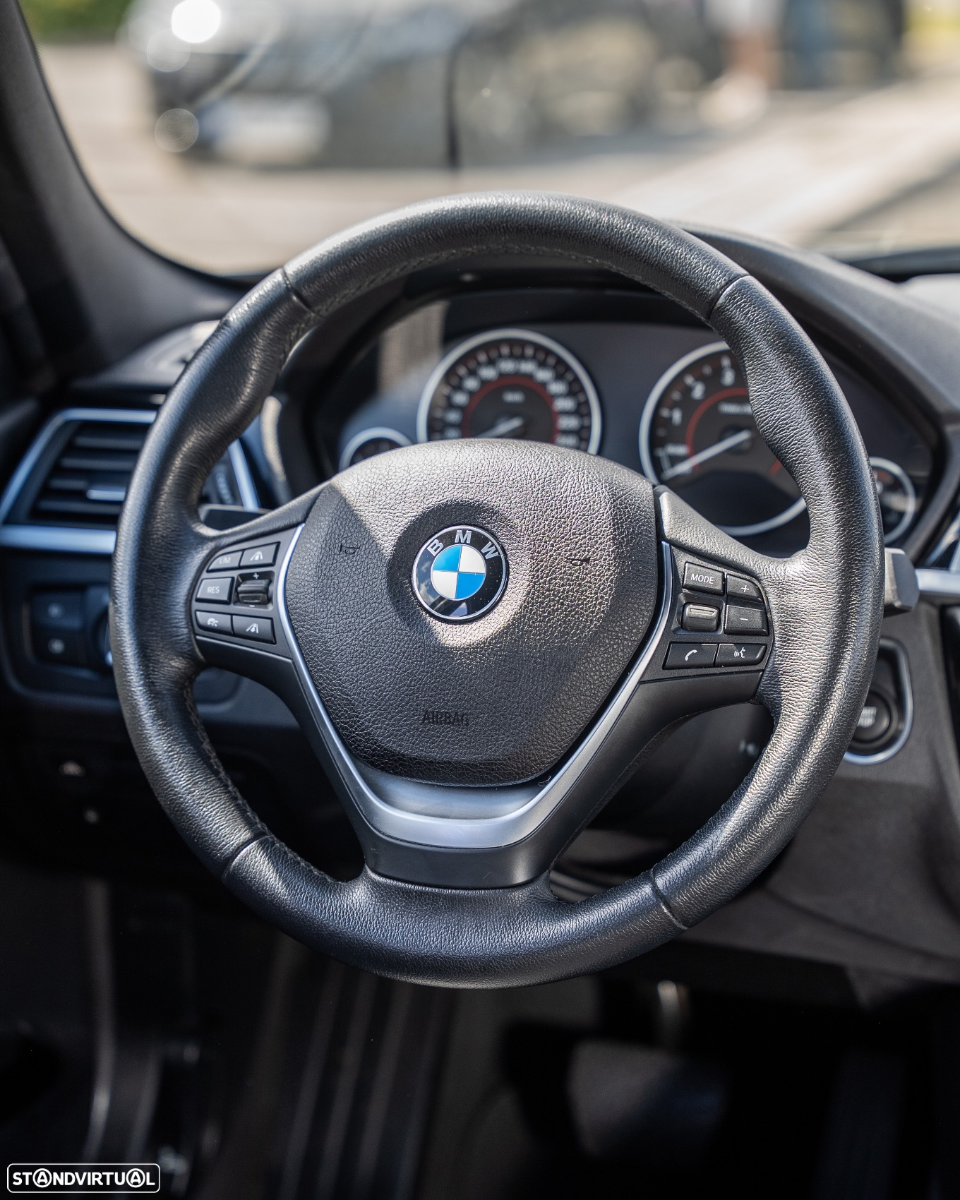 BMW 330 - 21