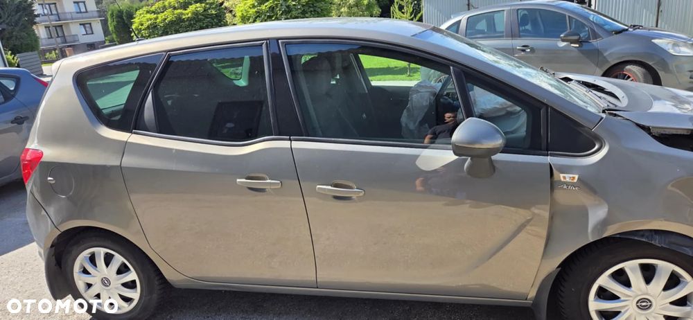OPEL MERIVA B belka zawieszenie tył tarcze - 2