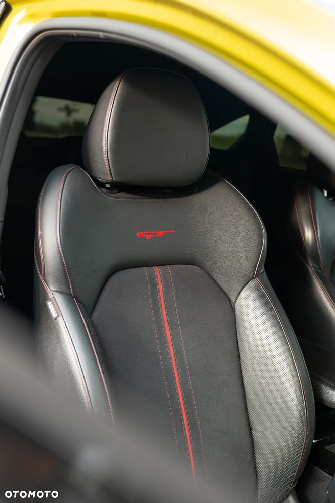 Kia ProCeed 1.6 T-GDI GT DCT - 34
