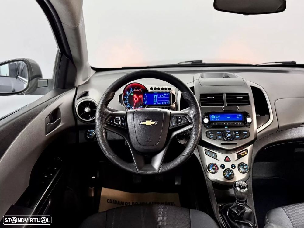 Chevrolet Aveo 1.2 LT - 18