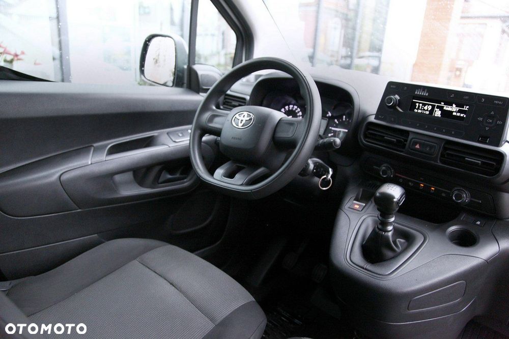 Toyota Proace City - 12