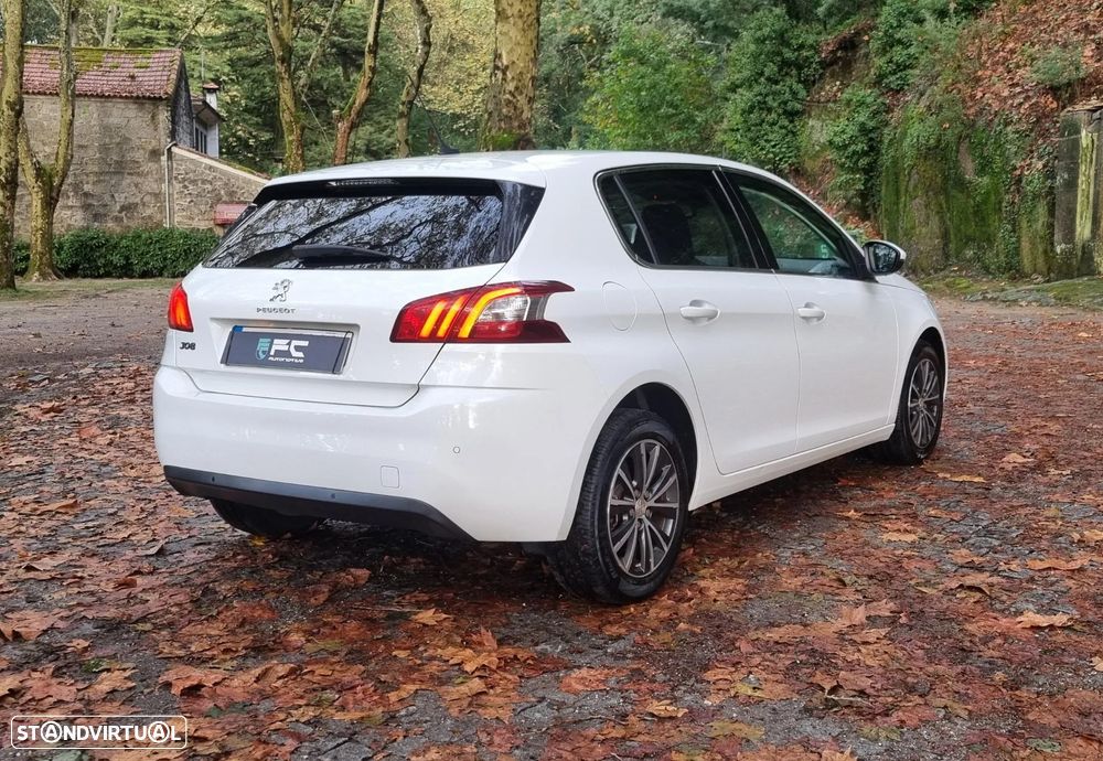 Peugeot 308 1.2 PureTech Allure Full LED - 9