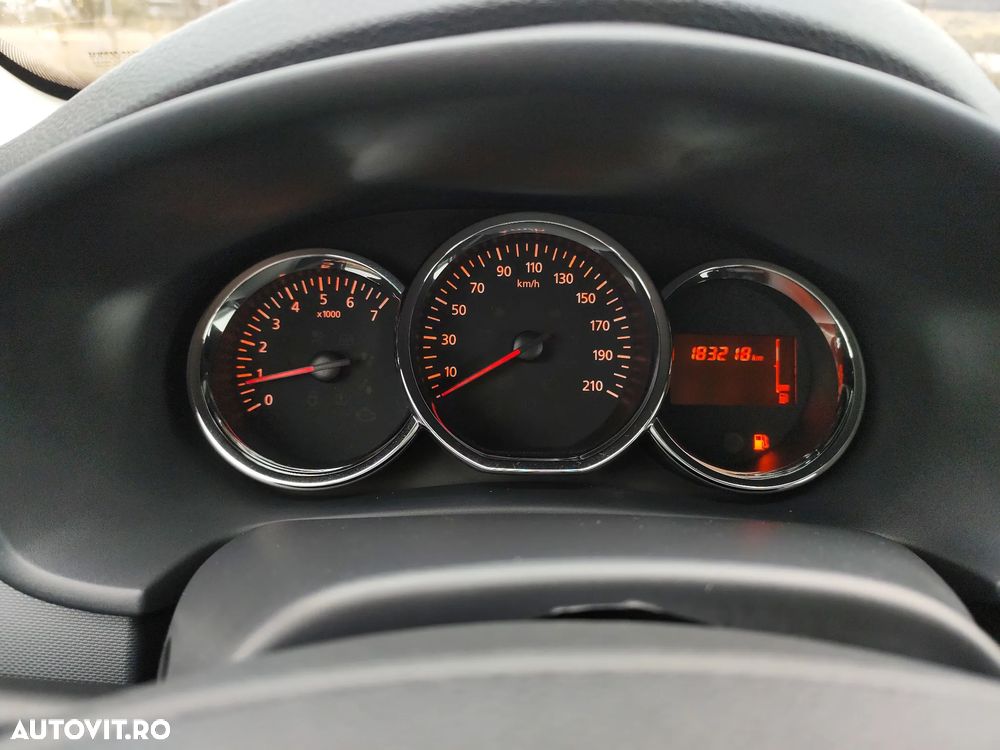 Dacia Sandero 1.5 90CP Laureate - 12