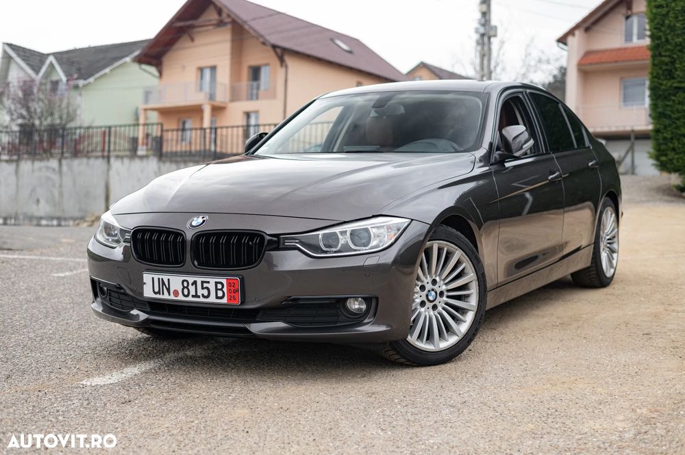 BMW Seria 3 320d Aut. - 8