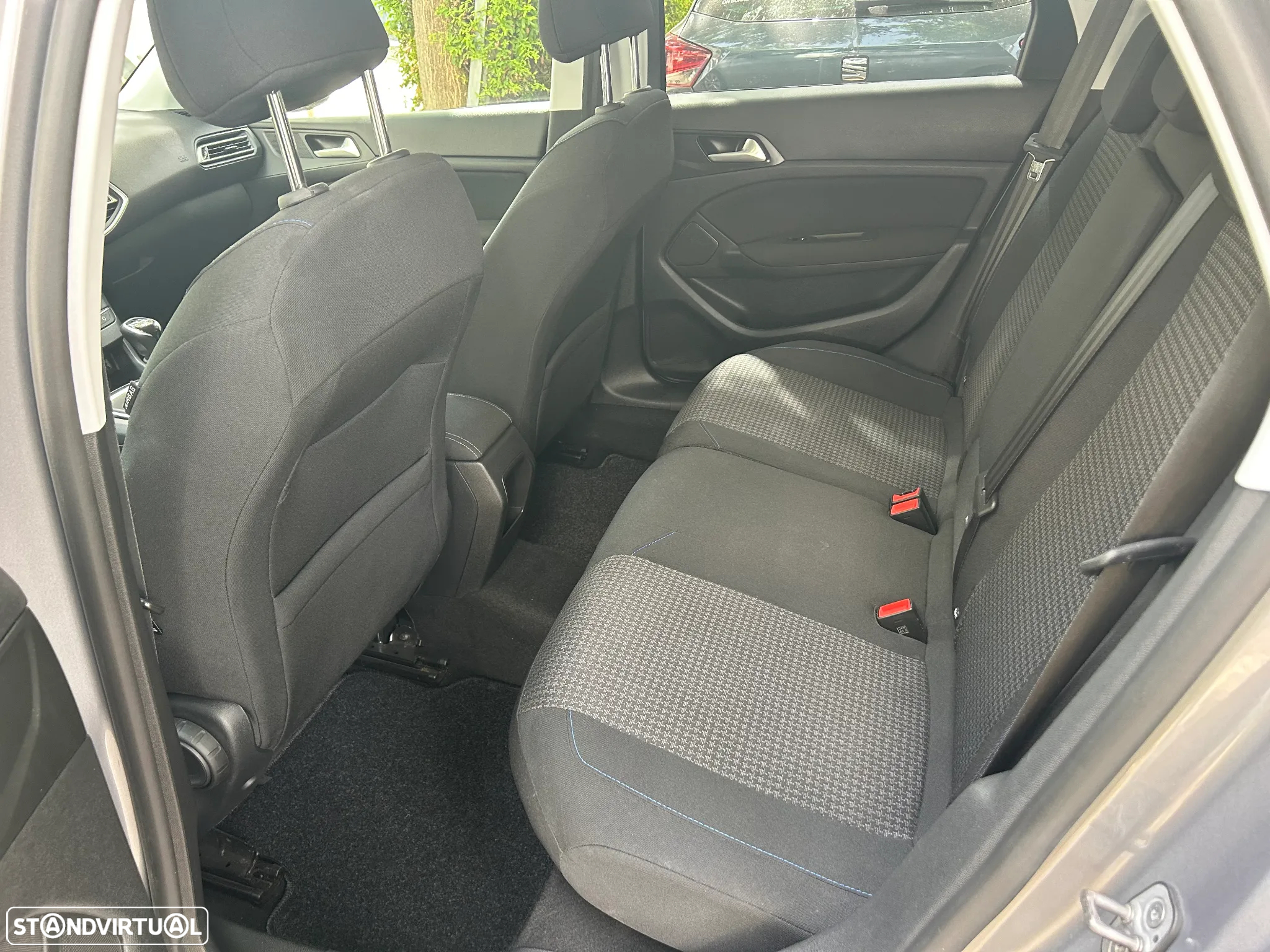 Peugeot 308 SW 1.5 BlueHDi Style - 12
