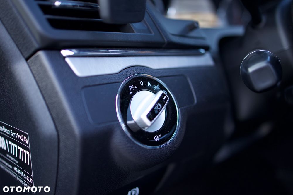 Mercedes-Benz Klasa E - 22