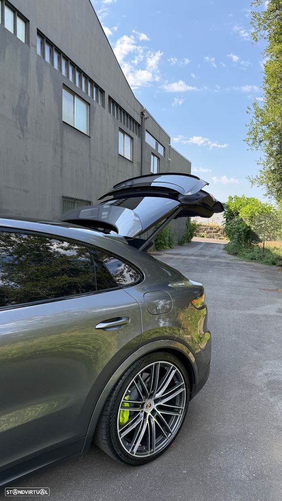 Porsche Cayenne S E-Hybrid - 24