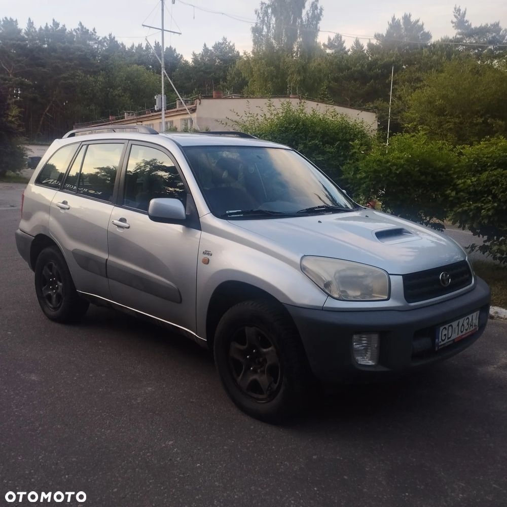 Toyota RAV4 2.0 D-4D 4x4 - 10