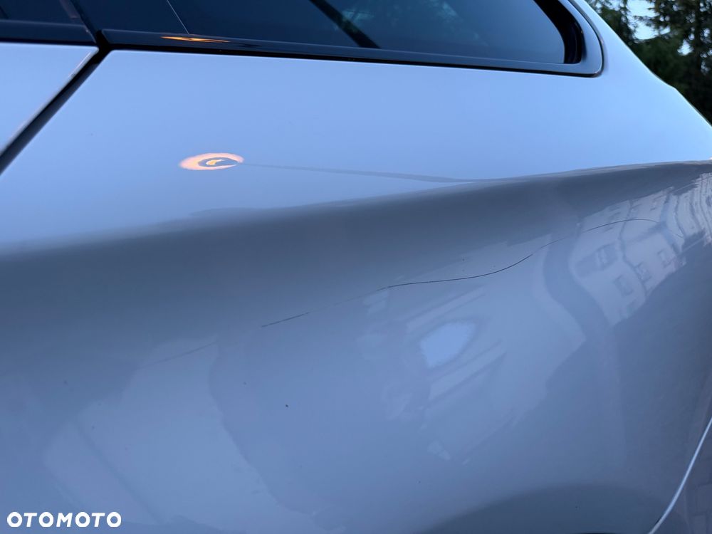 BMW Seria 5 520d Sport Line - 19