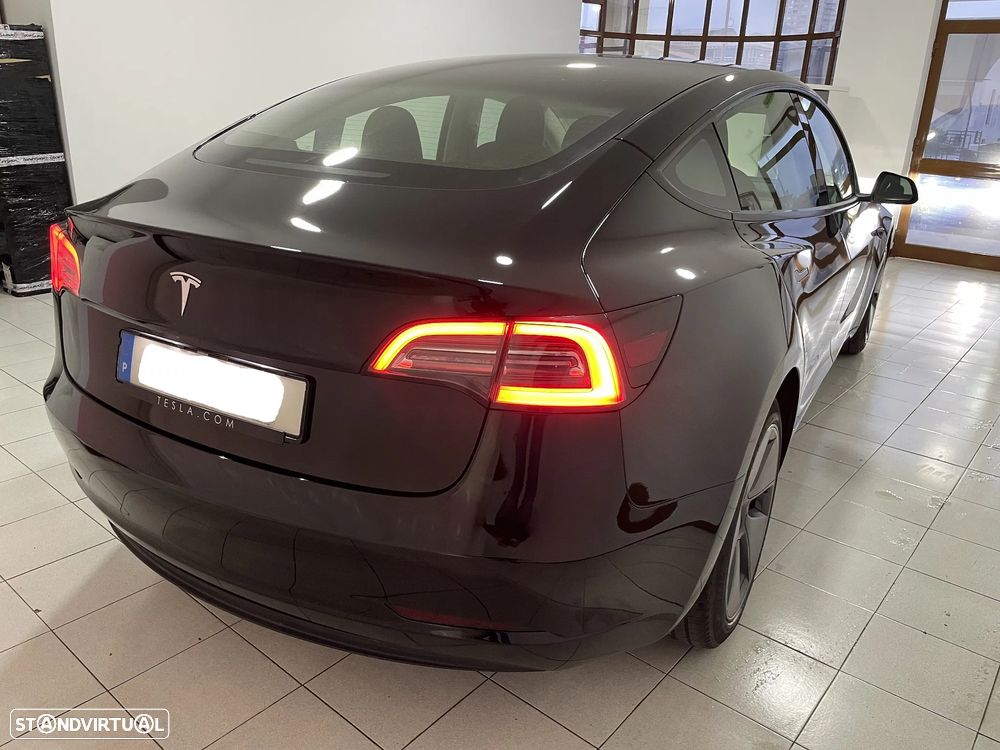 Tesla Model 3 Long Range Tração Traseira - 16