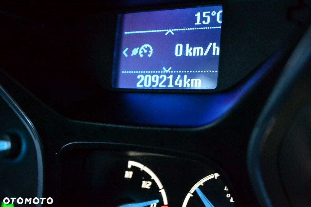 Ford Focus 1.6 Edition - 18