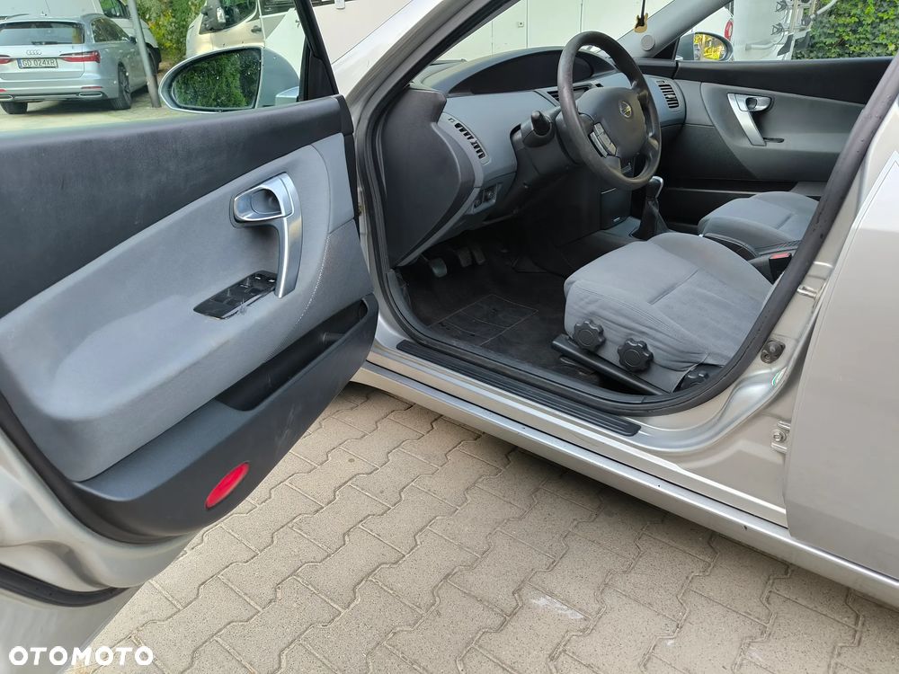 Nissan Primera - 16