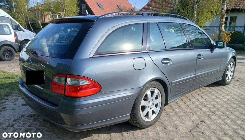 Mercedes-Benz Klasa E 200 Kompressor Automatik Classic - 3