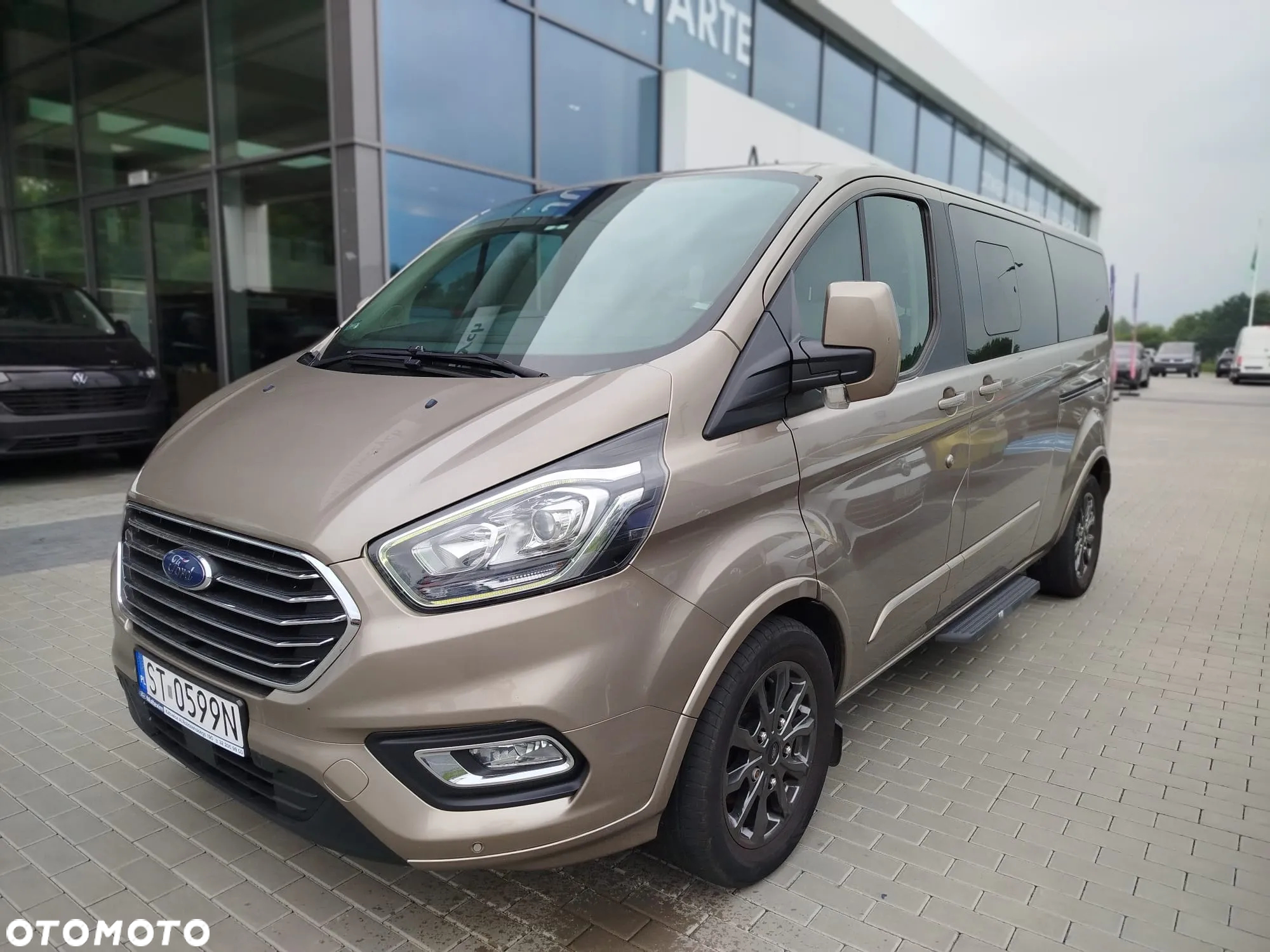 Ford Tourneo Custom 2.0 EcoBlue L2 Titanium - 2