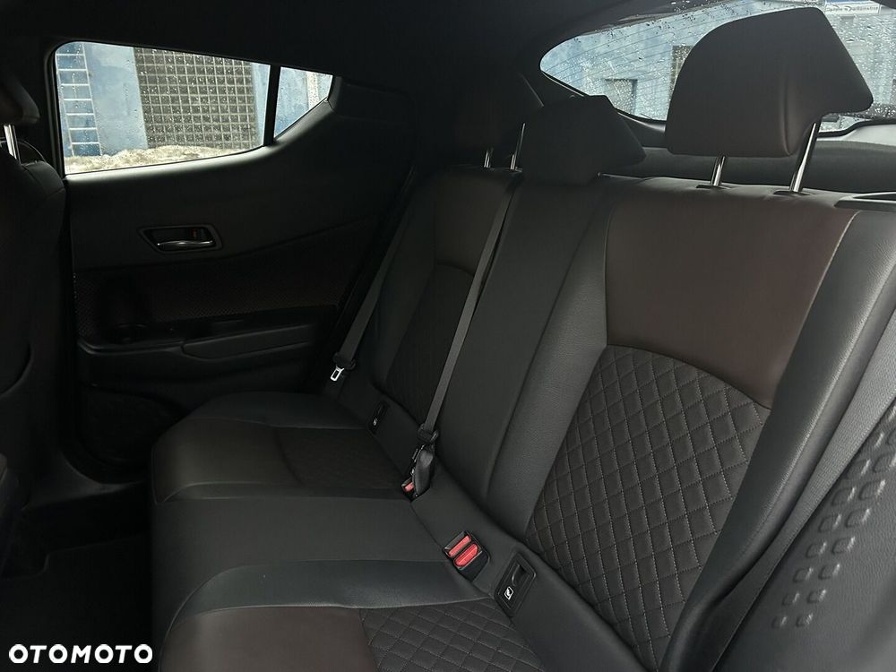 Toyota C-HR 1.2 T Prestige - 33