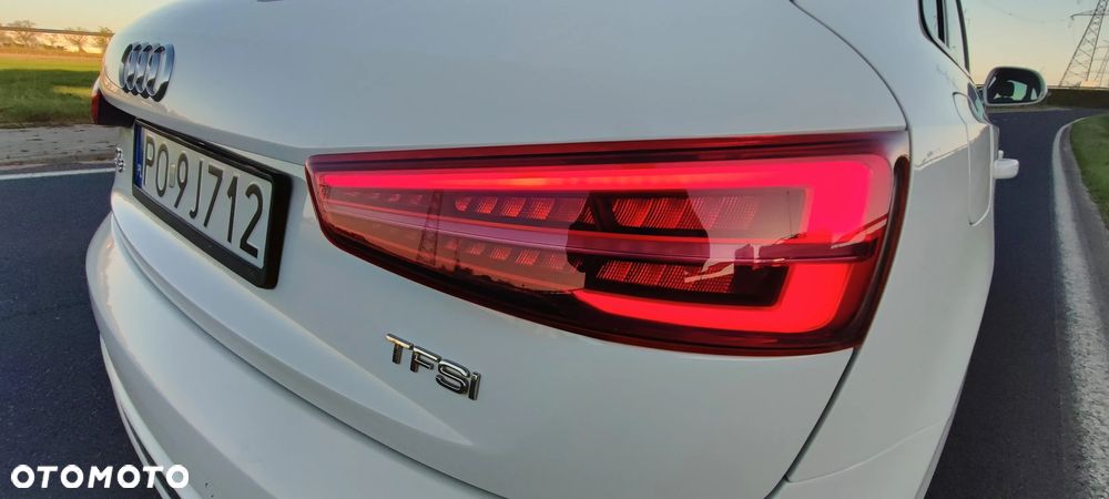 Audi Q3 1.4 TFSI Design S tronic - 13