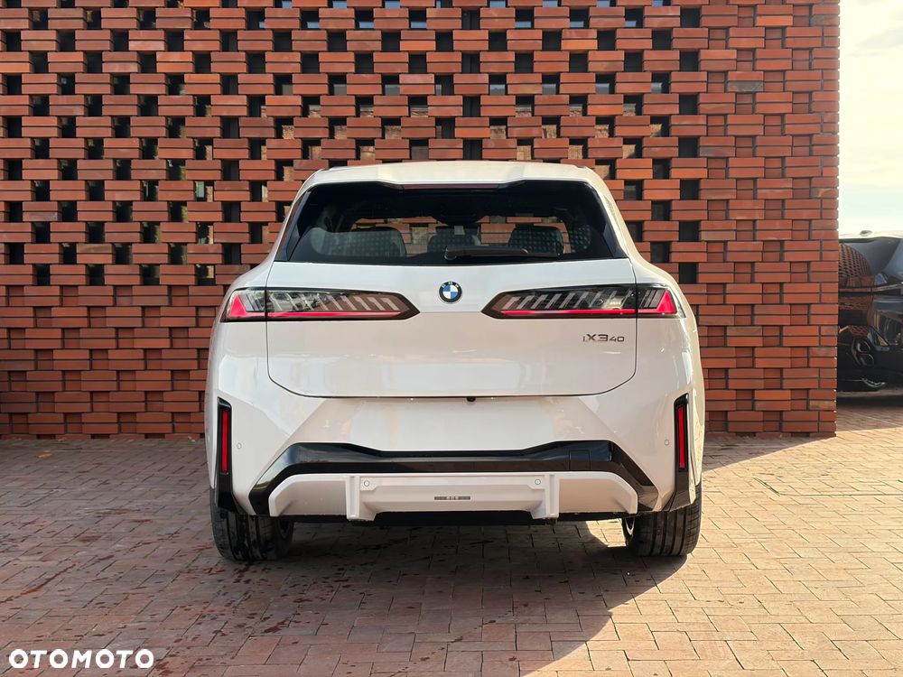 BMW iX3 40 sDrive 86.9kWh - 9